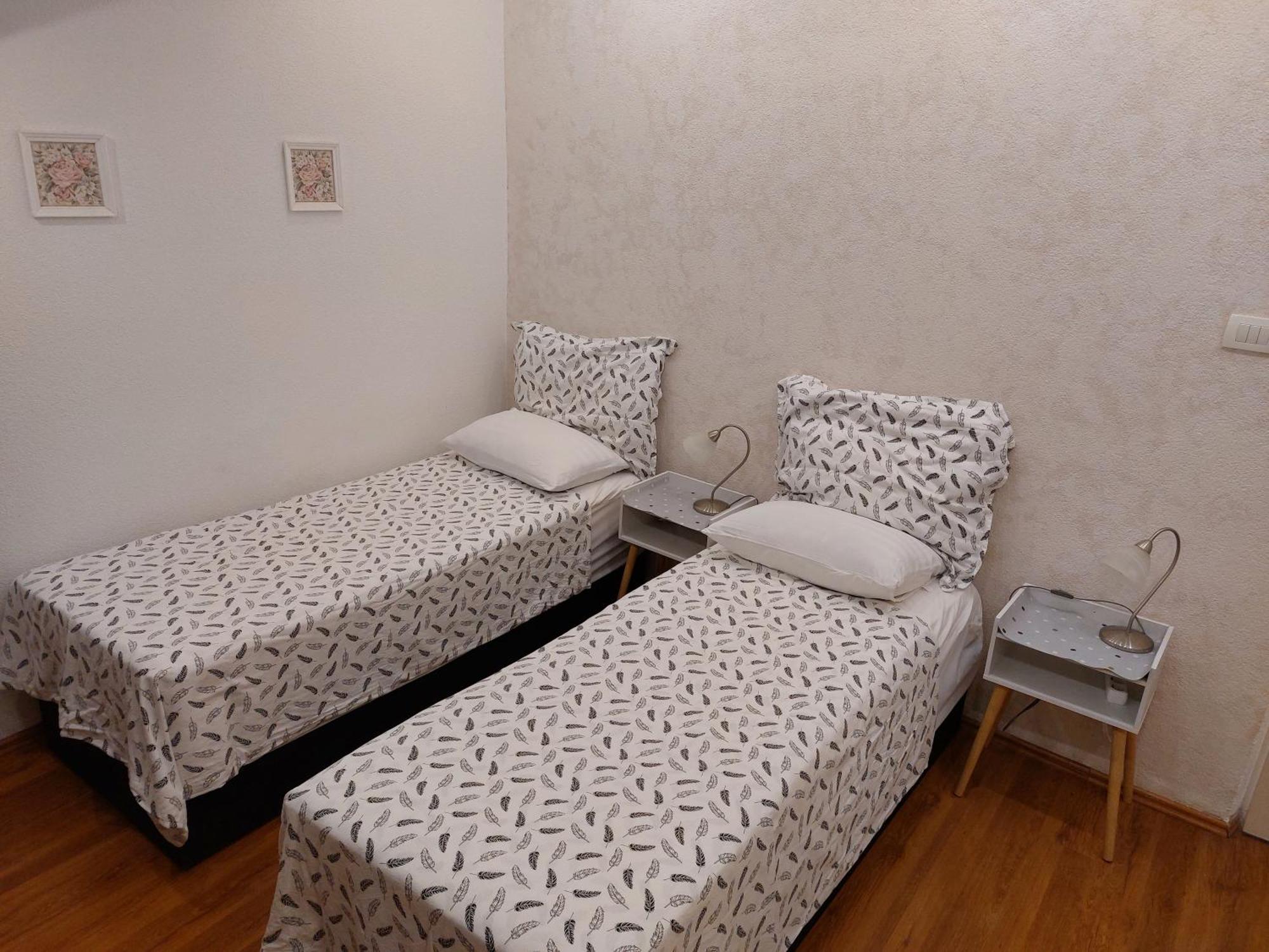 Apt Lavender On Nincevica St- 1 Bedroom Apt 5 Min To The Old Town Of Split Exterior photo