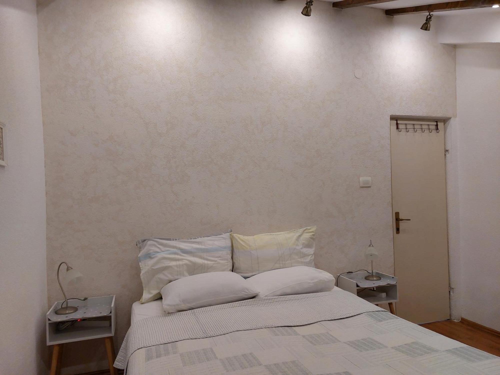 Apt Lavender On Nincevica St- 1 Bedroom Apt 5 Min To The Old Town Of Split Exterior photo